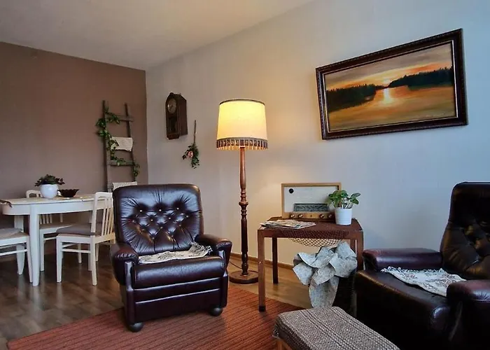 Mummola Kodikas Vintage-huoneisto