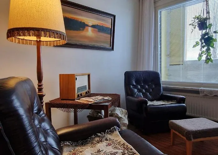 Mummola Kodikas Vintage-huoneisto * Χαμεενλίνα